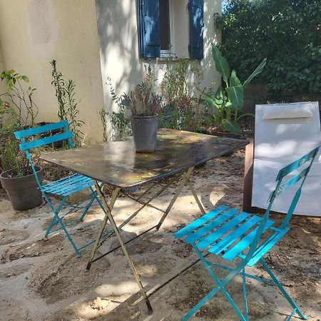 Le Cabanon Bed & Breakfast Ménerbes Exterior foto