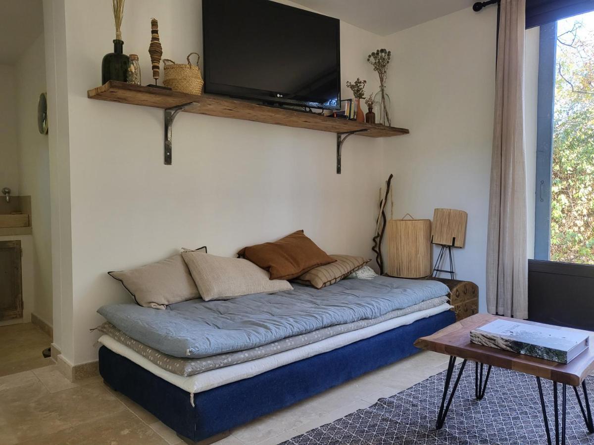 Le Cabanon Bed & Breakfast Ménerbes Exterior foto